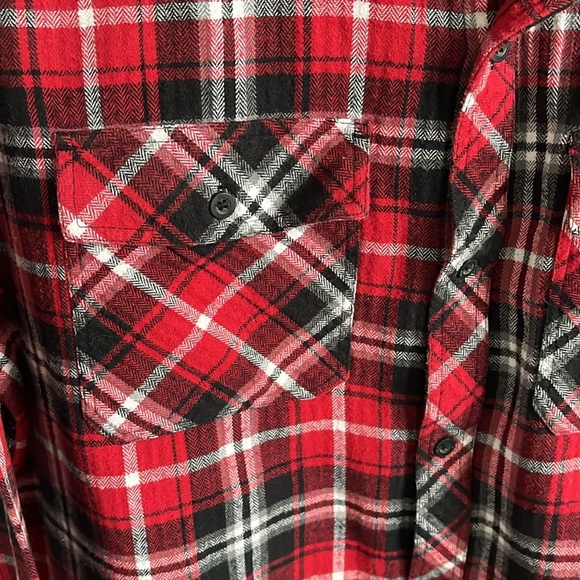 Men’s Plaid Button Down Shirt, Size L - Picture 4 of 8